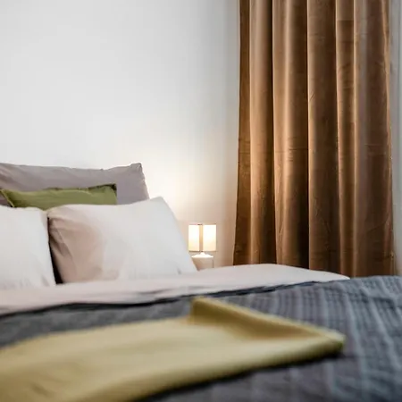 Danube&castle-side New Residence,old Town, Free Parking Appartamento Bratislava