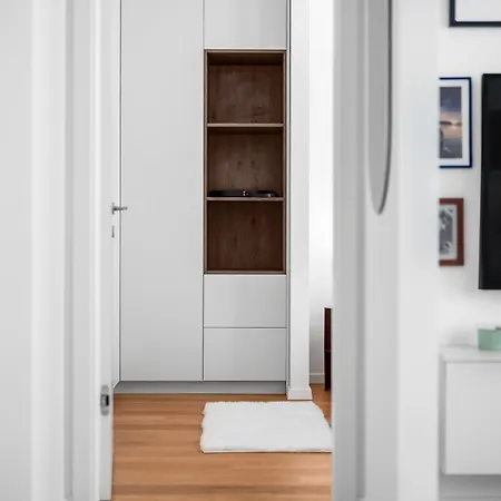 Appartamento Danube&castle-side New Residence,old Town, Free Parking *